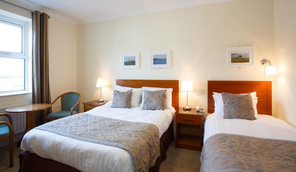 The Clonakilty Hotel المظهر الخارجي الصورة
